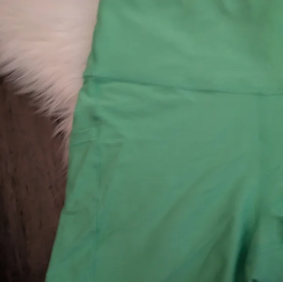 Athleta Interval Stash 5" Short Bright Kelly Green M Medium - Picture 2 of 5